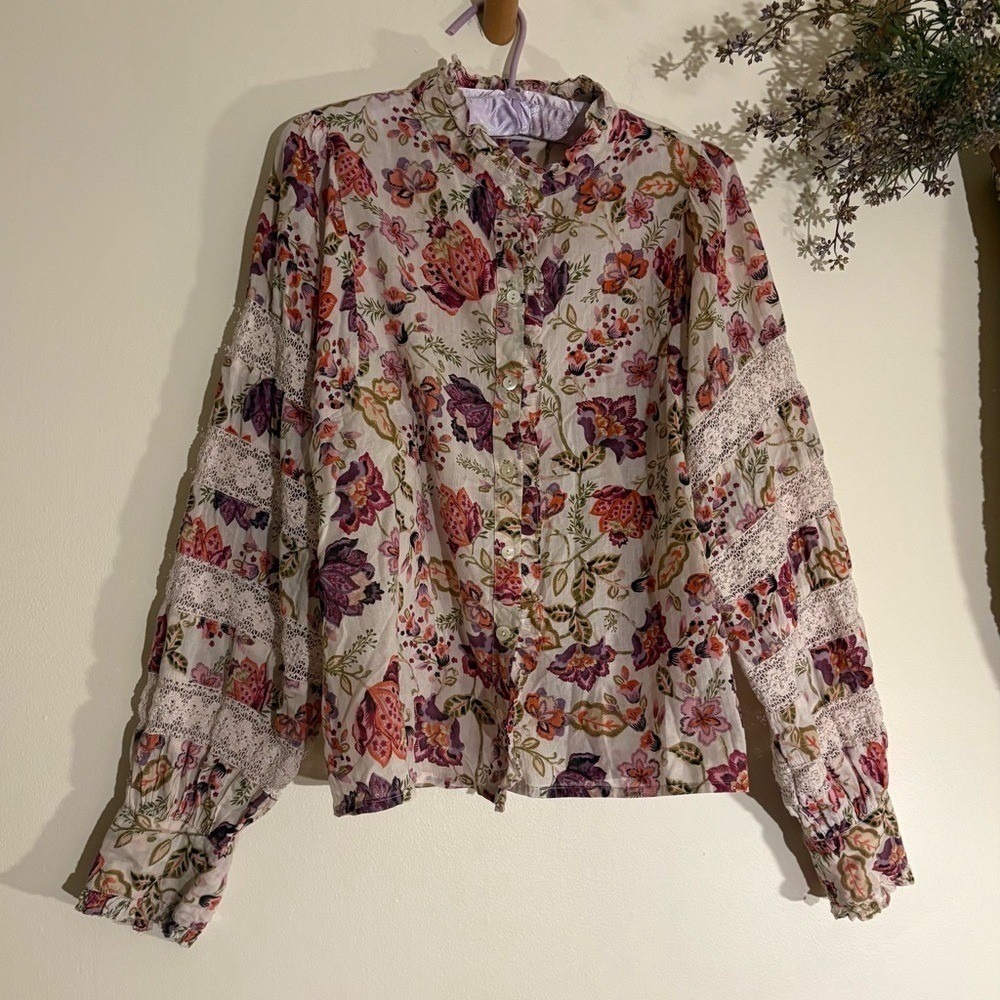 House of Harlow 1960 lace Floral Blouse-Small-($198) - Picture 2 of 7